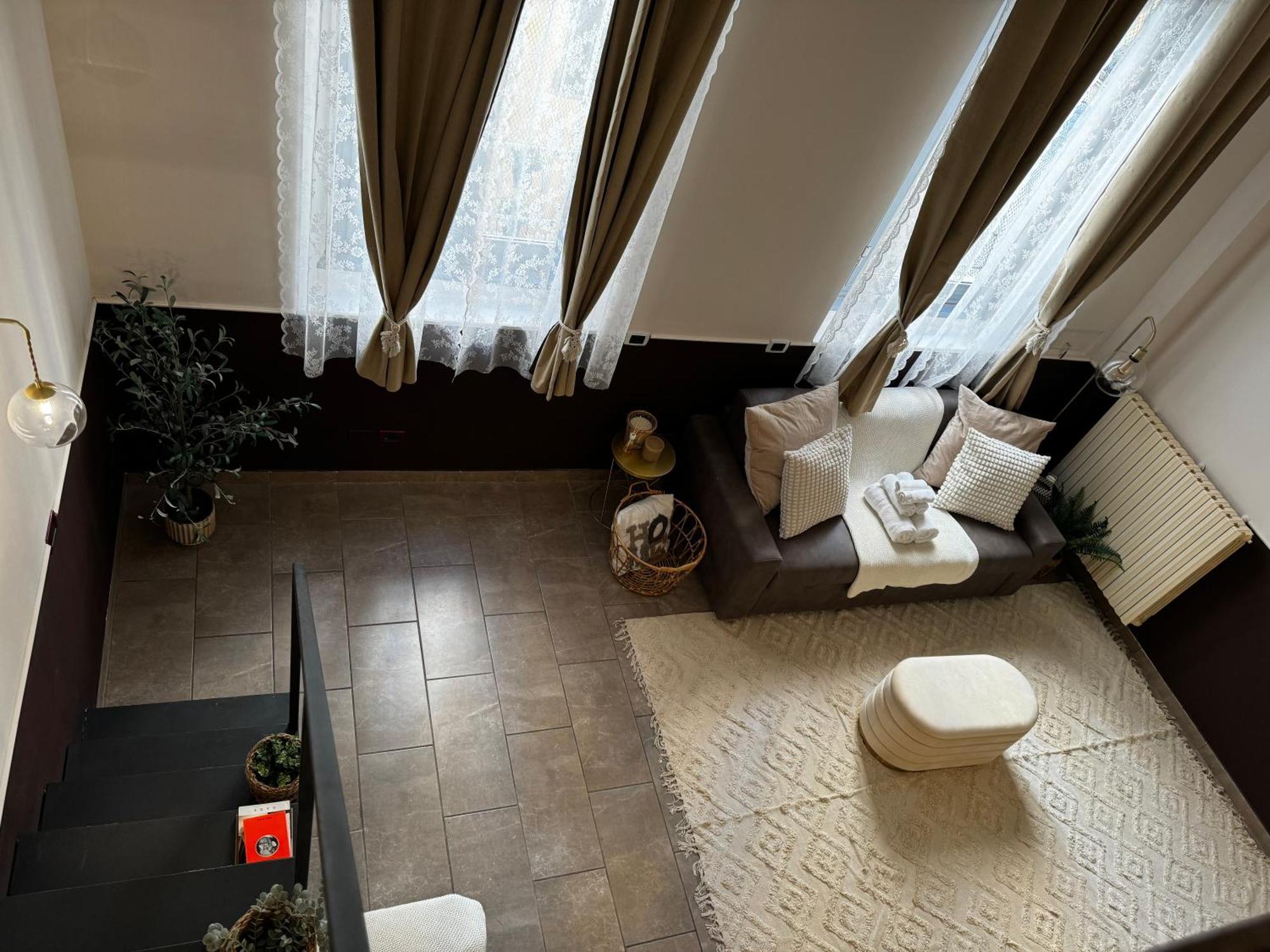 Regina Milano In Verona - Sky Tv, Wifi E Breakfast Box Apartment ภายนอก รูปภาพ