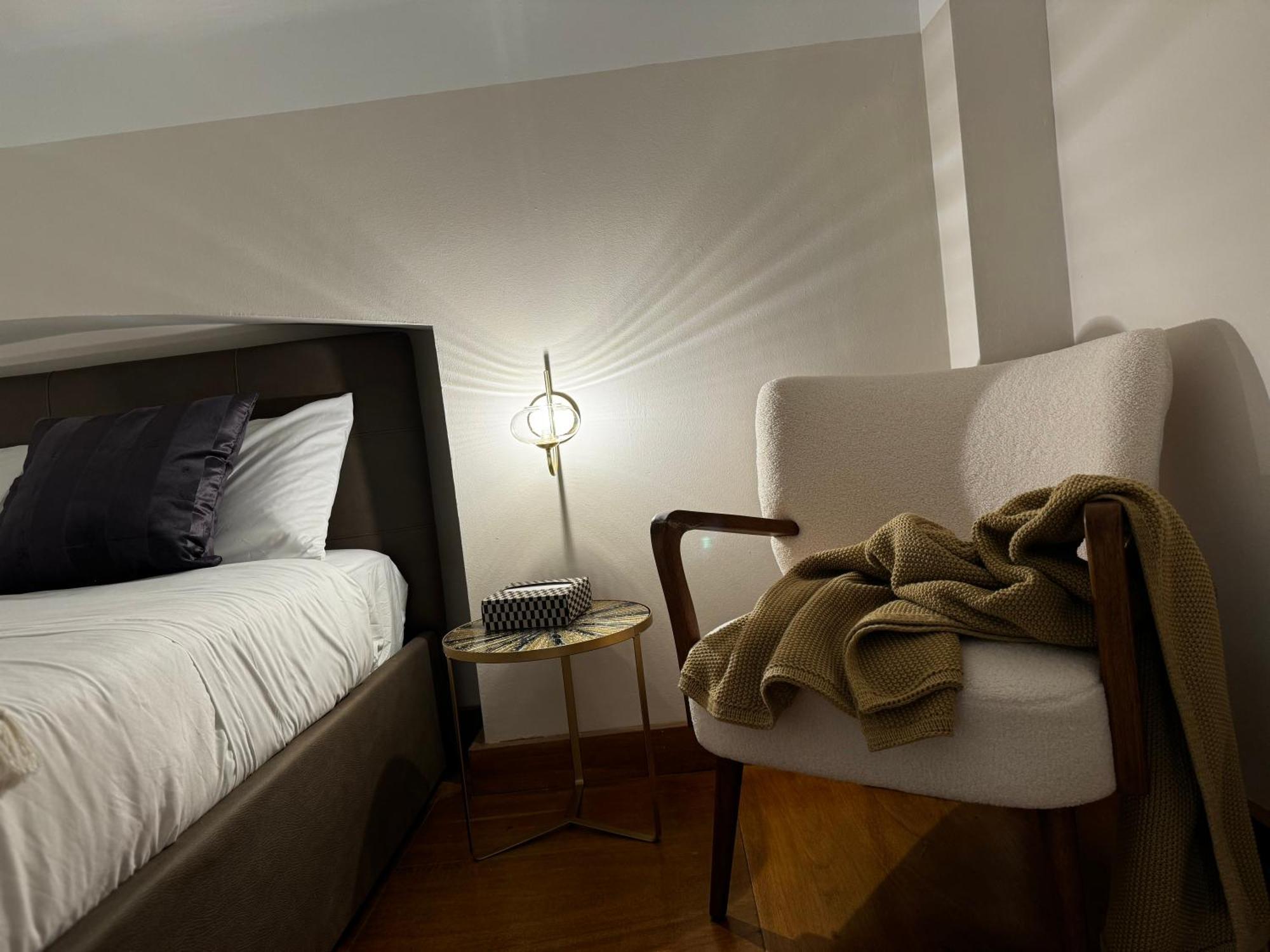 Regina Milano In Verona - Sky Tv, Wifi E Breakfast Box Apartment ภายนอก รูปภาพ