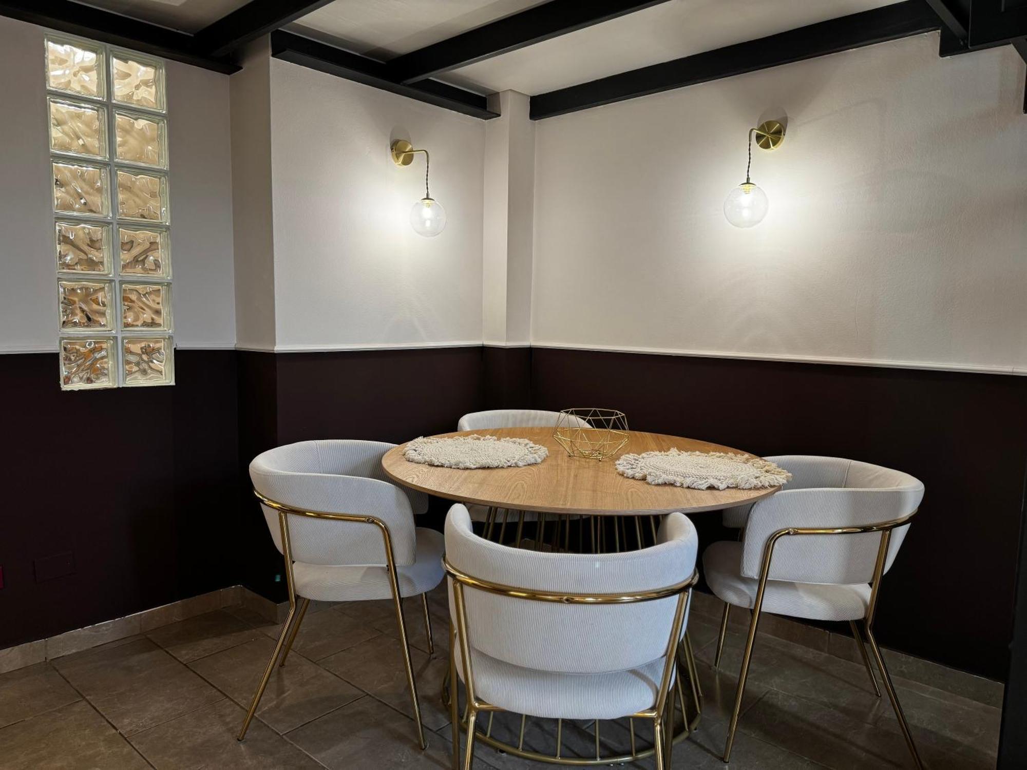 Regina Milano In Verona - Sky Tv, Wifi E Breakfast Box Apartment ภายนอก รูปภาพ