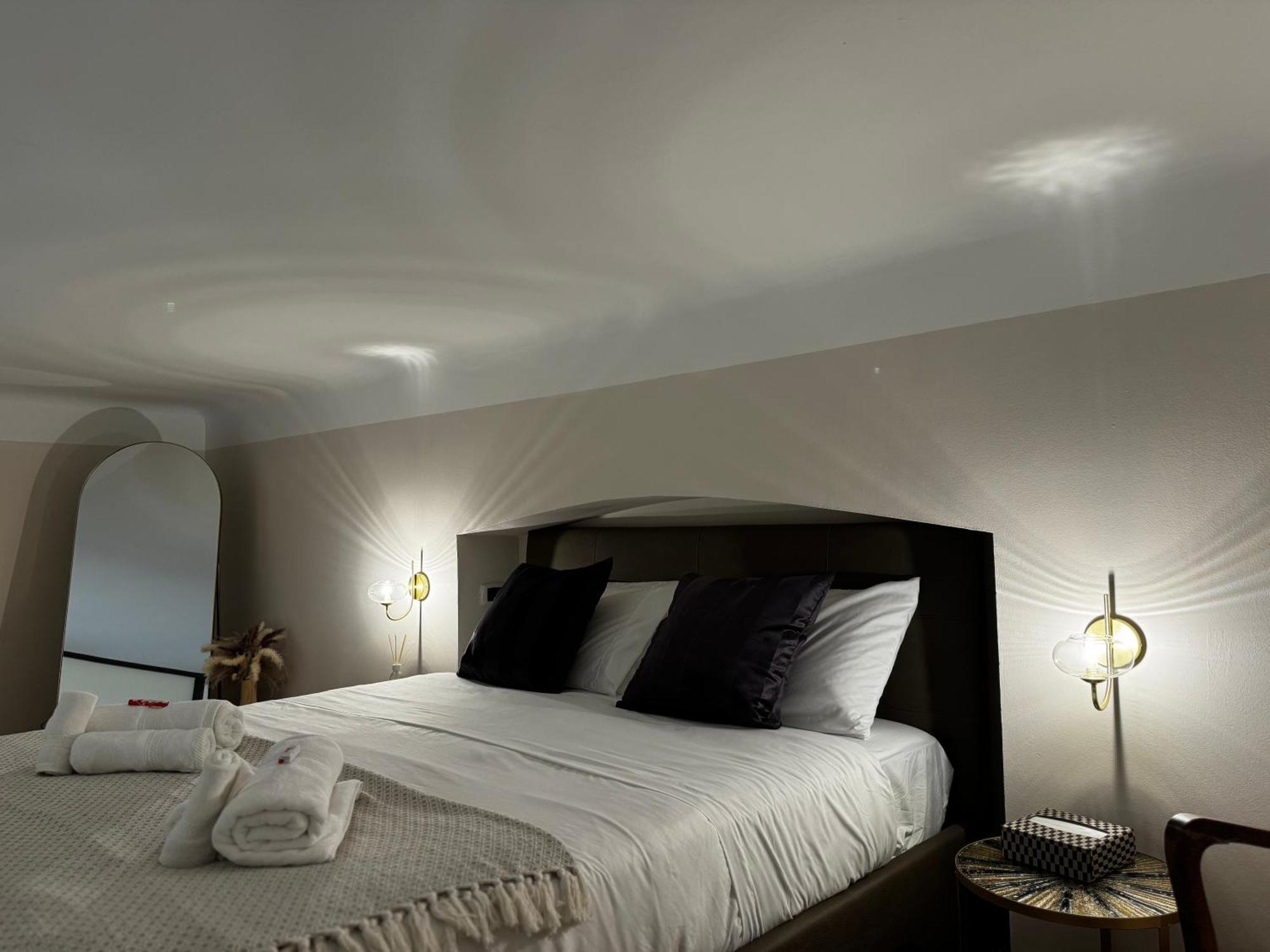 Regina Milano In Verona - Sky Tv, Wifi E Breakfast Box Apartment ภายนอก รูปภาพ